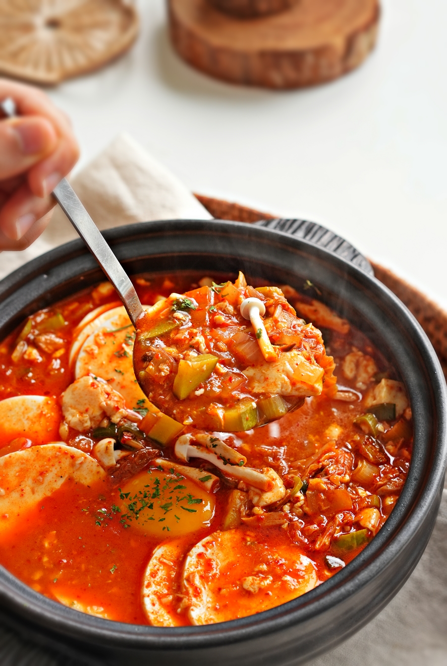 참치 순두부찌개 끓이는법 김치 순두부찌개 양념 레시피 재료 순두부 요리 얼큰한 찌개종류