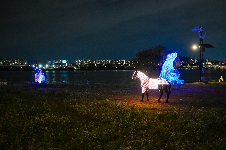 니콘 Z 7II 풀프레임 미러리스 카메라 서울의 가을밤 야경, 단렌즈 NIKKOR Z 26mm f/2.8