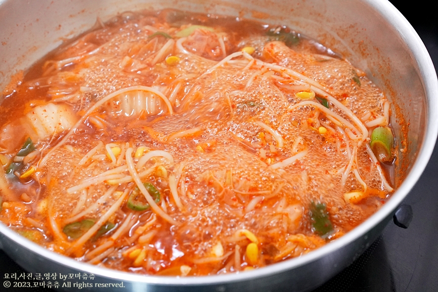 김치 콩나물국 끓이는법 얼큰 콩나물국 레시피 끓이기 콩나물 요리 국종류