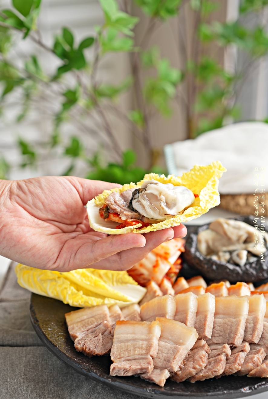 돼지고기 삼겹살 수육 맛있게 삶는법 무수분 수육 굴 보쌈 삶는법 돼지수육 삶는법 삶는시간