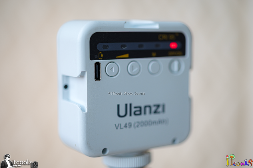 울란지(Ulanzi) VL49 충전식 휴대용 LED 지속광 카메라 사진 촬영 조명 추천 후기