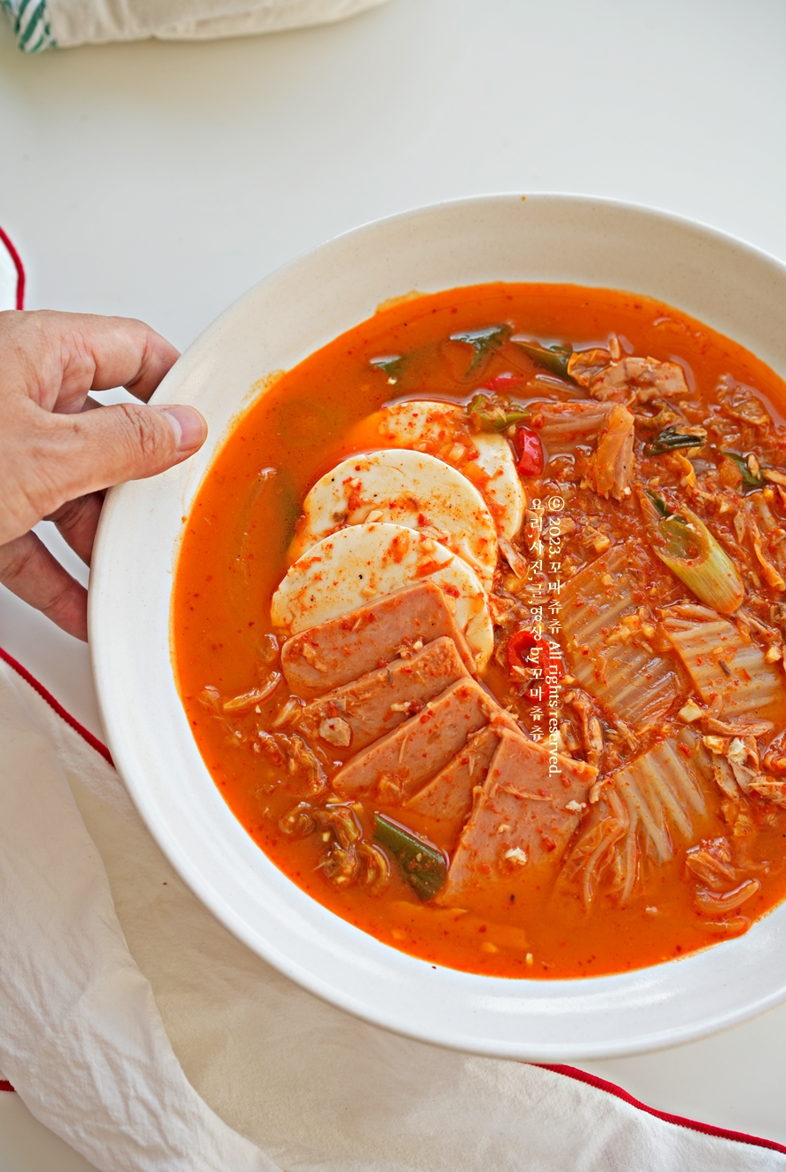 스팸 참치 김치찌개 맛있게 끓이는법 순두부 참치 스팸 김치찌개 레시피 재료 참치캔 요리