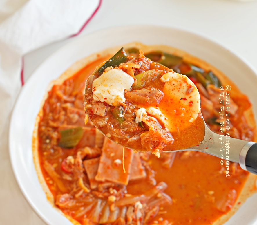 스팸 참치 김치찌개 맛있게 끓이는법 순두부 참치 스팸 김치찌개 레시피 재료 참치캔 요리