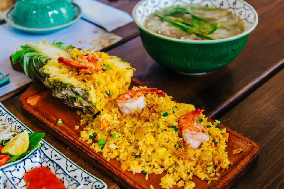 베트남 다낭 맛집 한시장 핑크성당 근처 쌀국수 베트남음식 맛있는 곳 추천