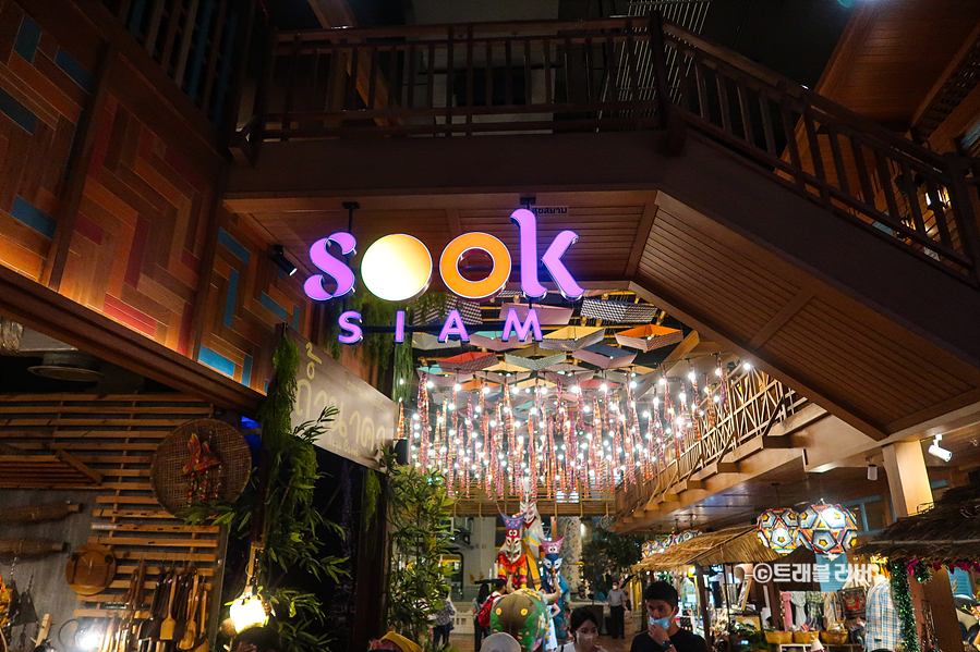 11월 방콕날씨 태국 방콕여행 코스 터미널21 쇼핑몰 환전 야시장 등