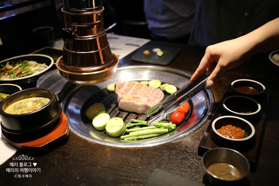 청담맛집 고기집 삼겹살과 목살 먹기좋은 청담고수 청담2호점