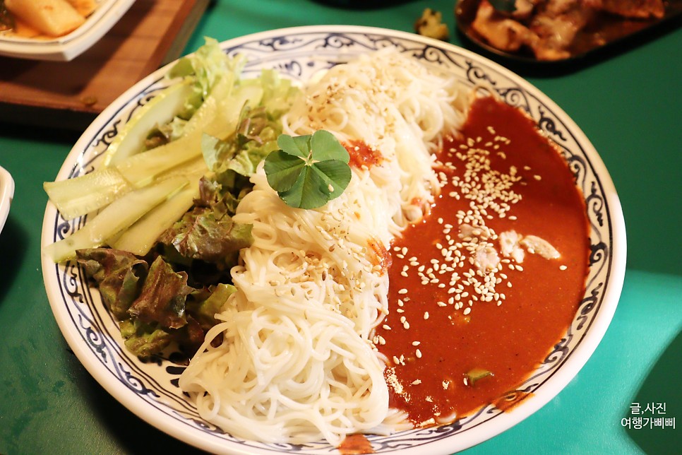 레트로 갬성 쌍문역 맛집 숯불 직화 크로바닭구이