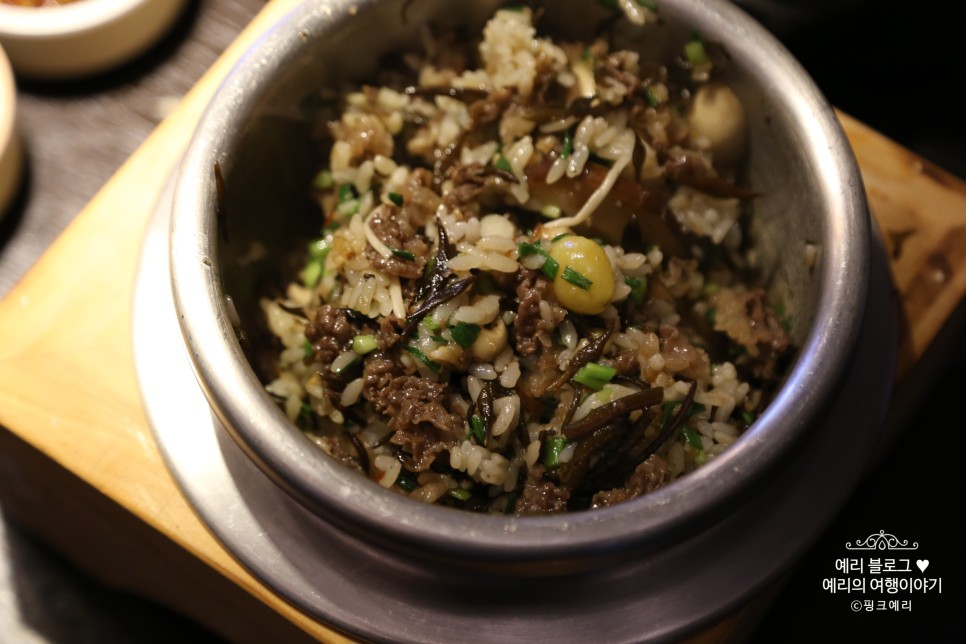 청담맛집 고기집 삼겹살과 목살 먹기좋은 청담고수 청담2호점