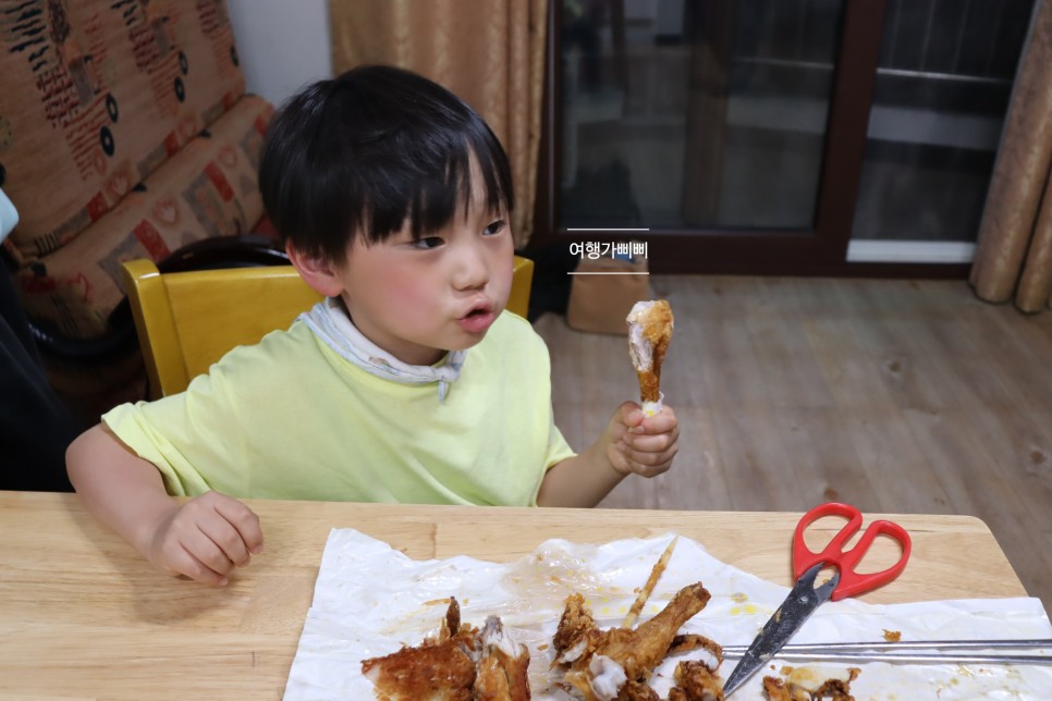 속초관광수산시장맛집 속초중독 옛날 통닭 맛나게 먹었어요