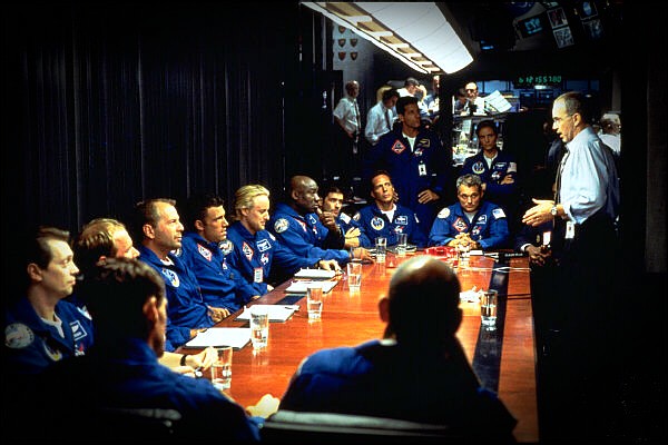 영화 아마겟돈(1998) 정보 - 우주 행성 충돌로 지구의 종말이 눈앞에.. (평점 출연진 미국 재난 추천)