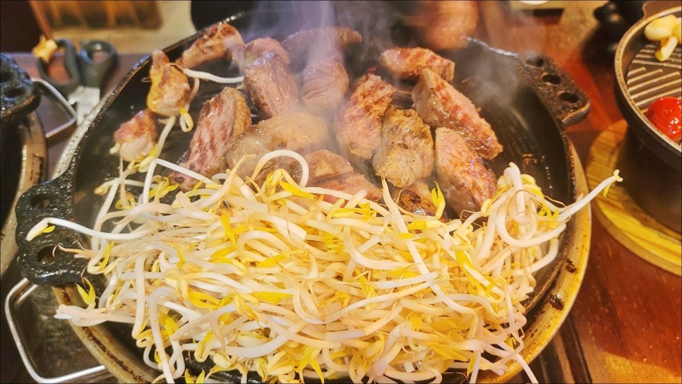 제주 조천 맛집 제주 흑돼지와 양갈비를 동시에 즐기는 이색 레스토랑!