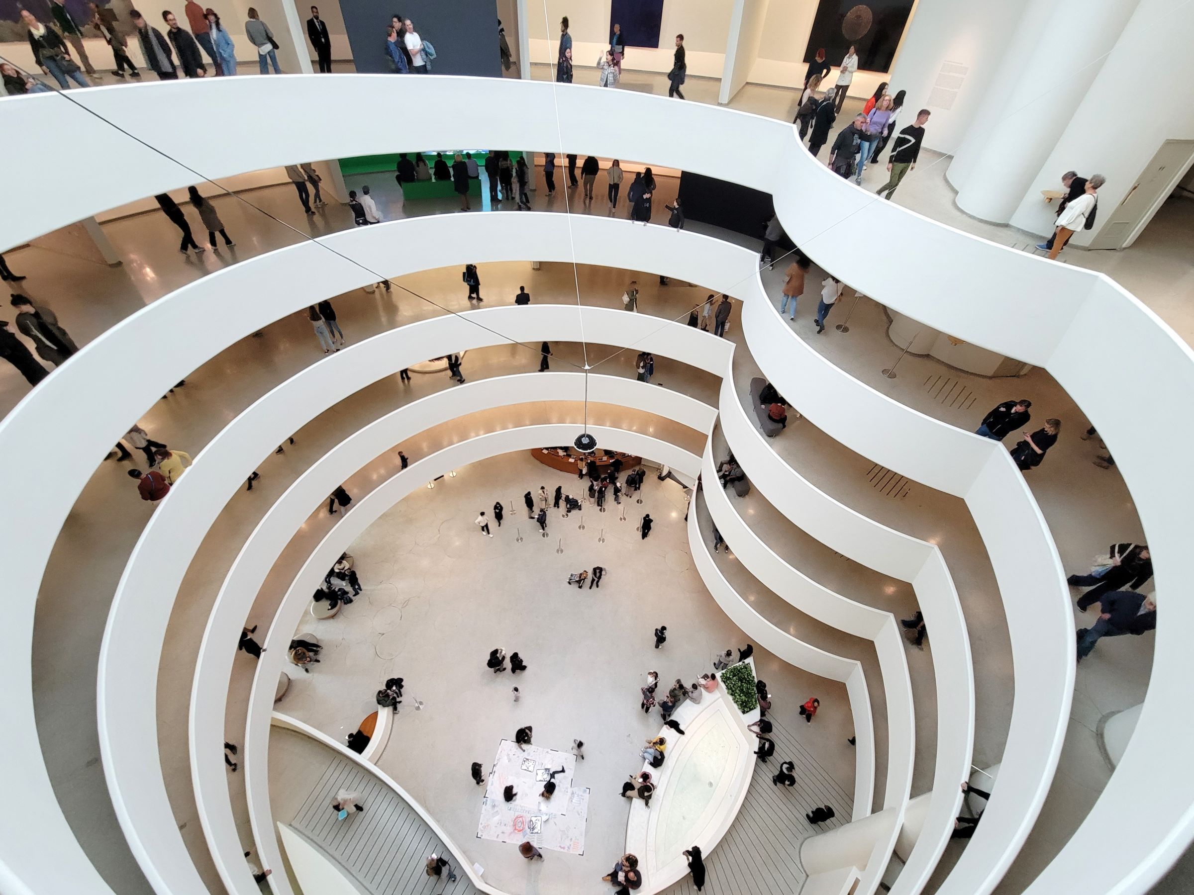 유네스코 세계문화유산에 등재된 프랭크 로이드 라이트의 뉴욕 맨하탄 구겐하임(Guggenheim) 미술관