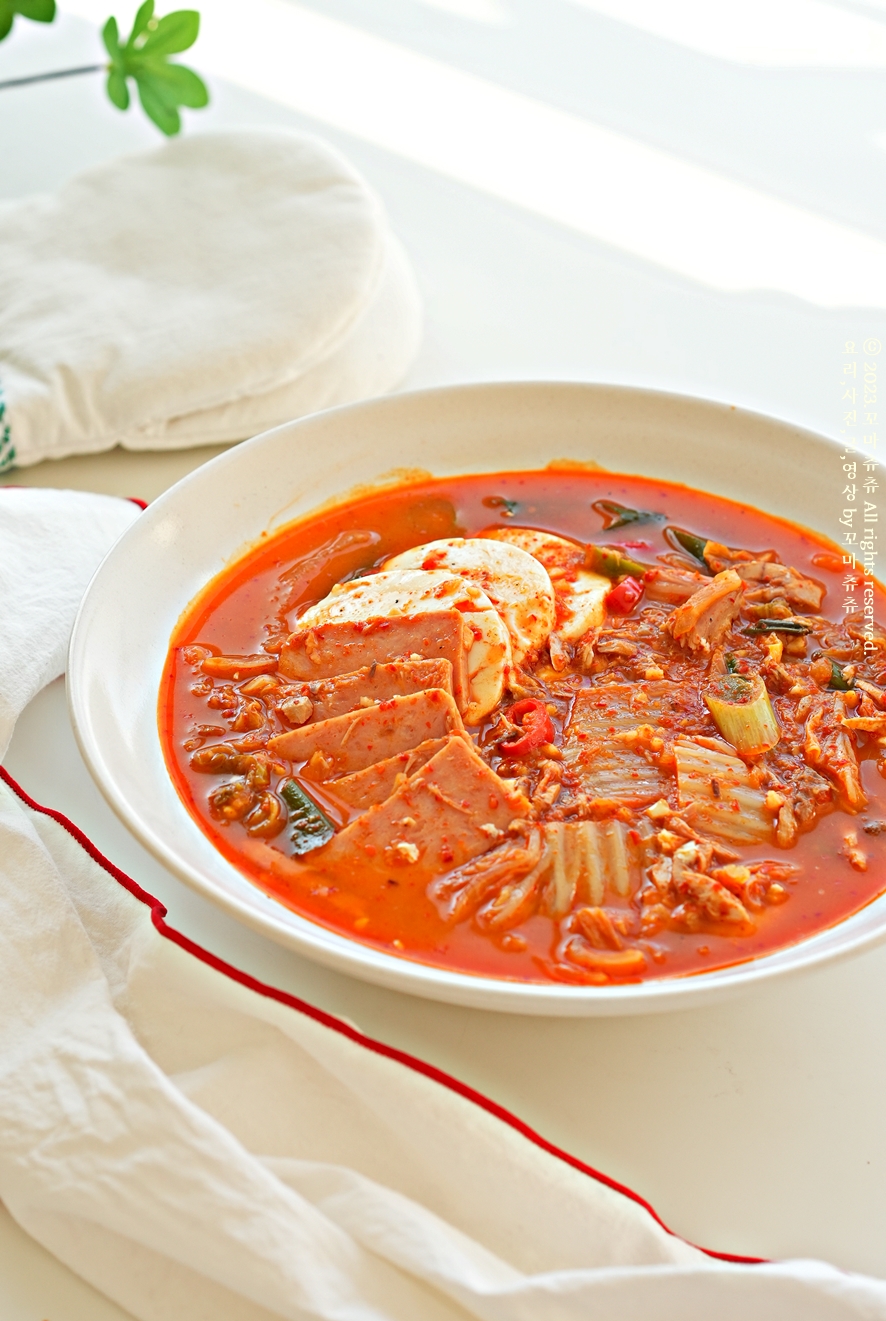 스팸 참치 김치찌개 맛있게 끓이는법 순두부 참치 스팸 김치찌개 레시피 재료 참치캔 요리