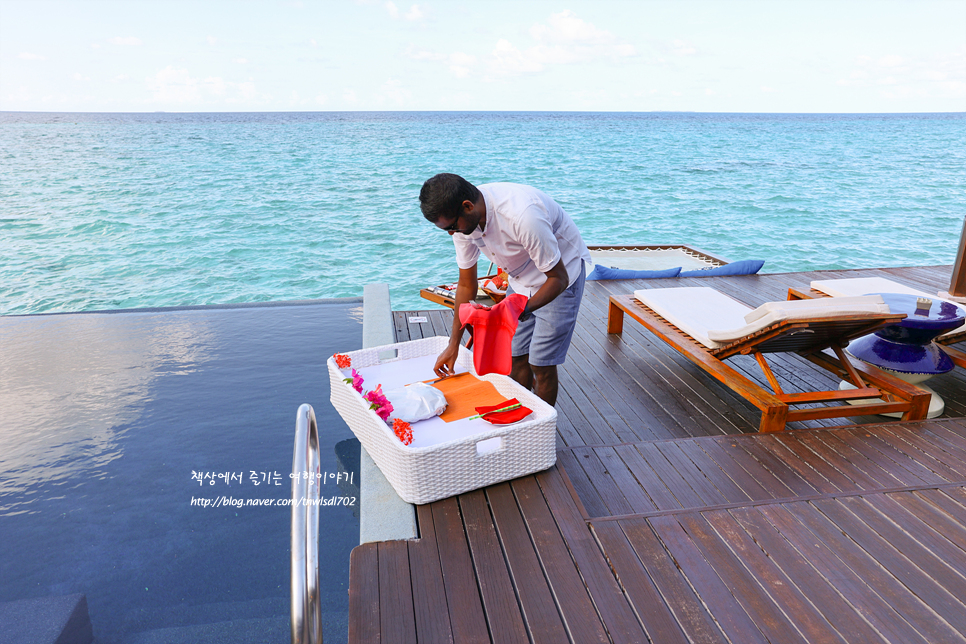 12월 해외여행지 W Maldives 가타푸시 피크닉,플로팅 조식