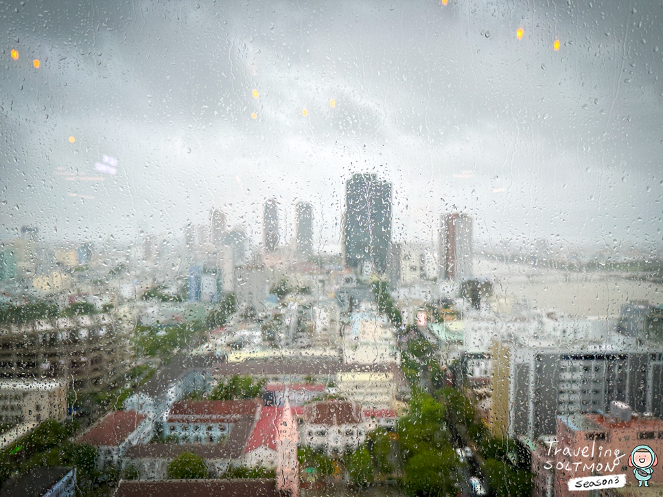 다낭 시내 호텔 가성비 윙크 혼자 숙소 우기 미친 폭우 후기