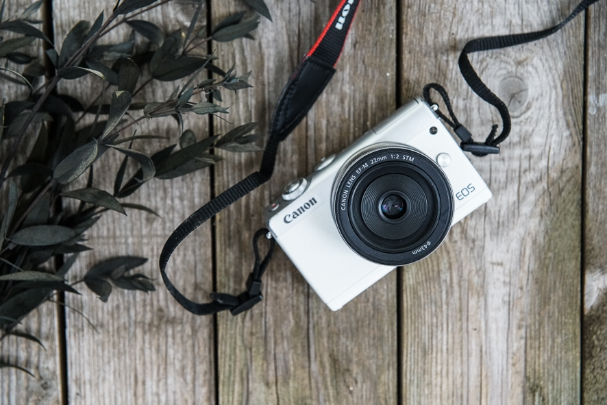 가벼운 미러리스 카메라 EOS M100 사용기, 여행용 데일리 카메라로 제격!