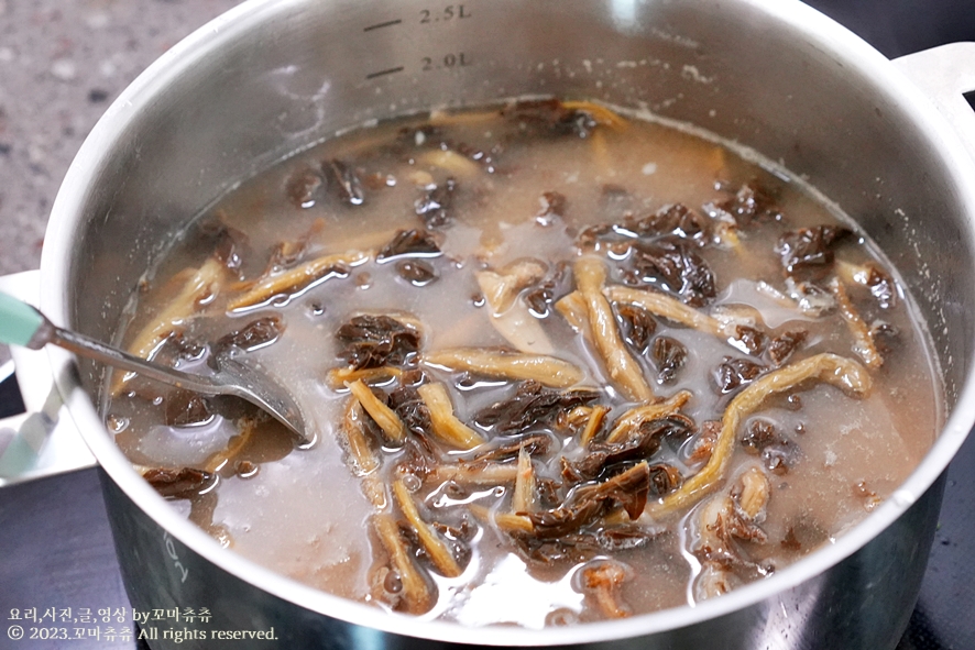 무청 시래기 된장국 만드는 법 맛있는 된장국 끓이는법 레시피 무청시래기 요리 간단한 아침국