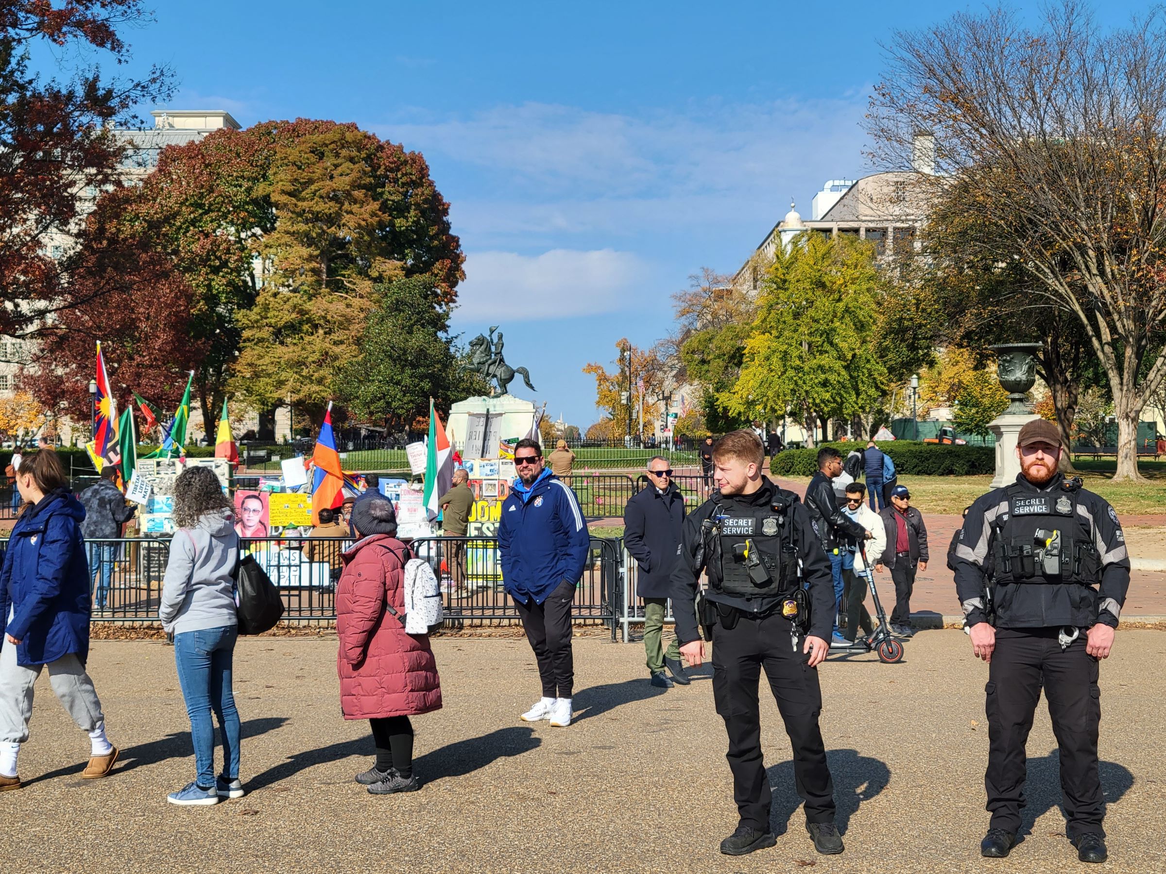 펜실베니아 애비뉴(Pennsylvania Ave)에서 케네디 센터까지 걸어가서 국립 교향악단 콘서트 관람