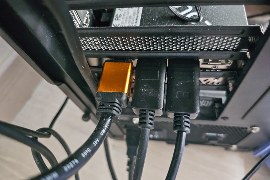 PC 모니터 3대 연결 모니터순서 듀얼모니터 설정 주모니터 및 주사율 변경 방법