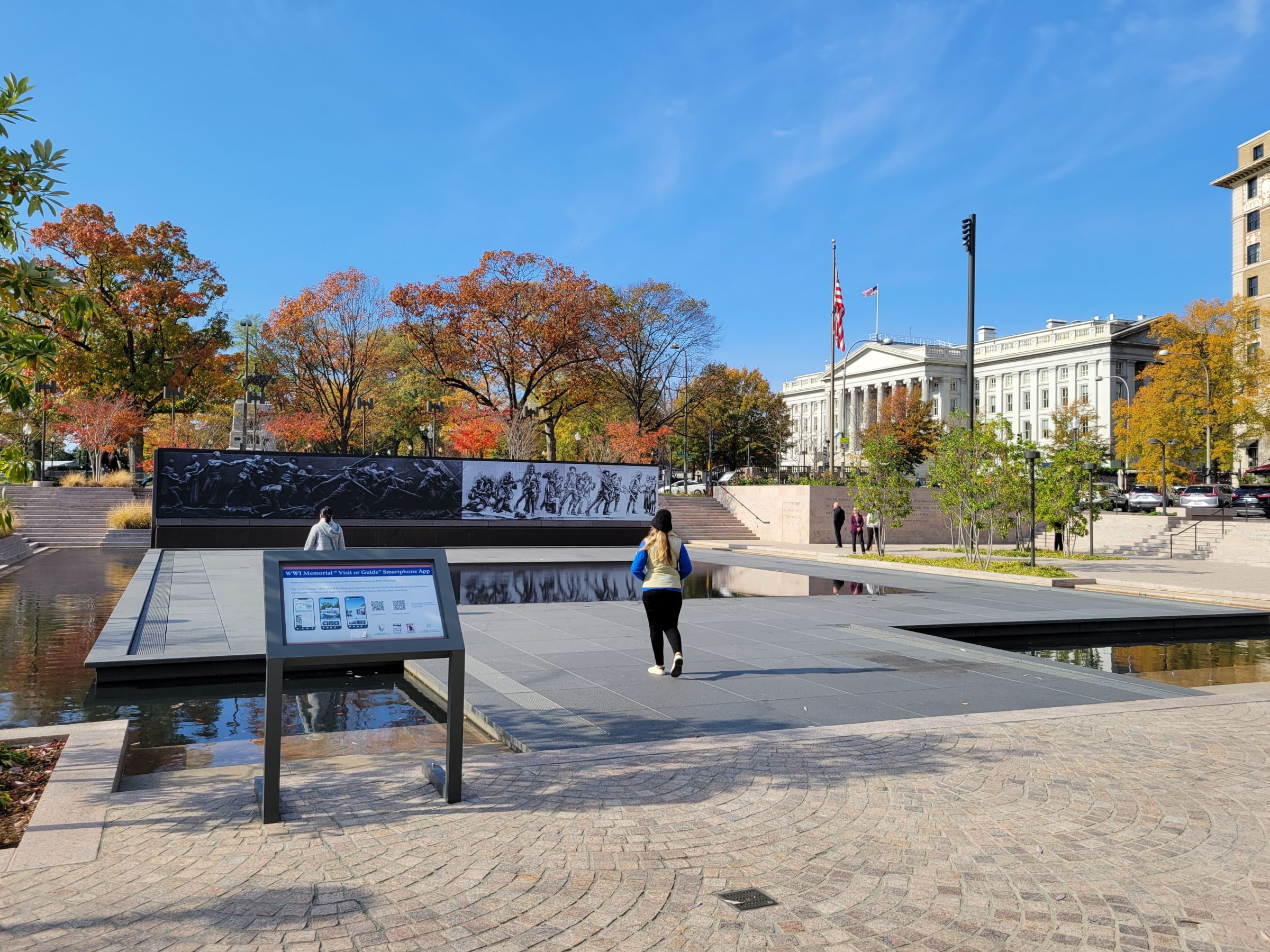 펜실베니아 애비뉴(Pennsylvania Ave)에서 케네디 센터까지 걸어가서 국립 교향악단 콘서트 관람