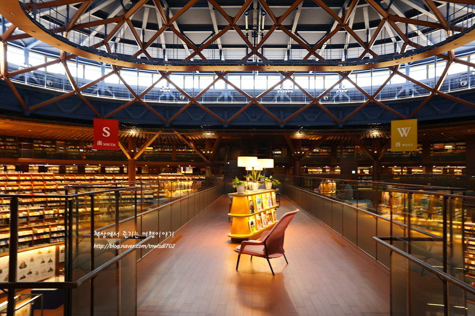 일본 소도시 여행 가나자와 이시카와 현립 도서관