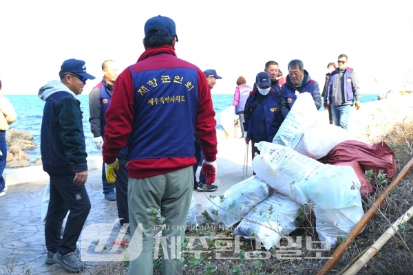 (현장포토) “우리들의 수고가 제주바다를 깨끗하게 하고 청정 제주환경에 일조한다"