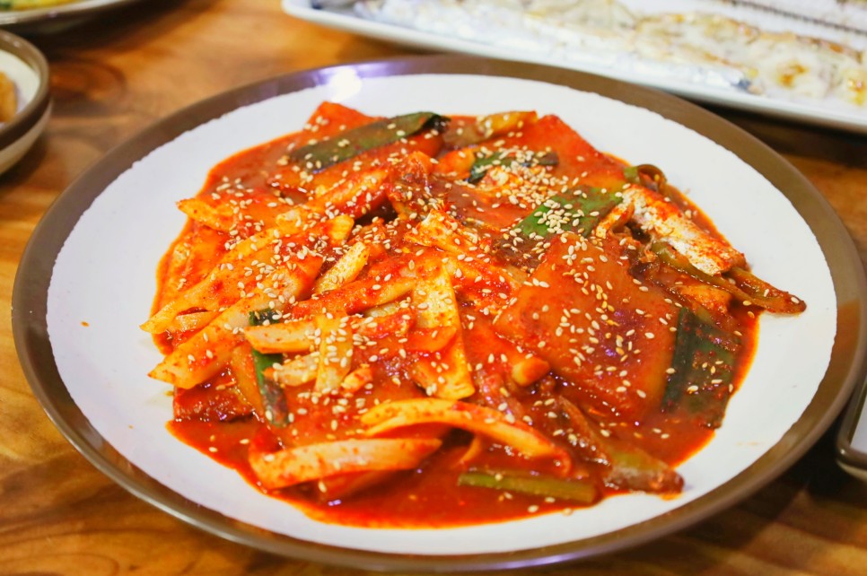 제주 서귀포 올레시장 먹거리 제주 통갈치구이 맛집