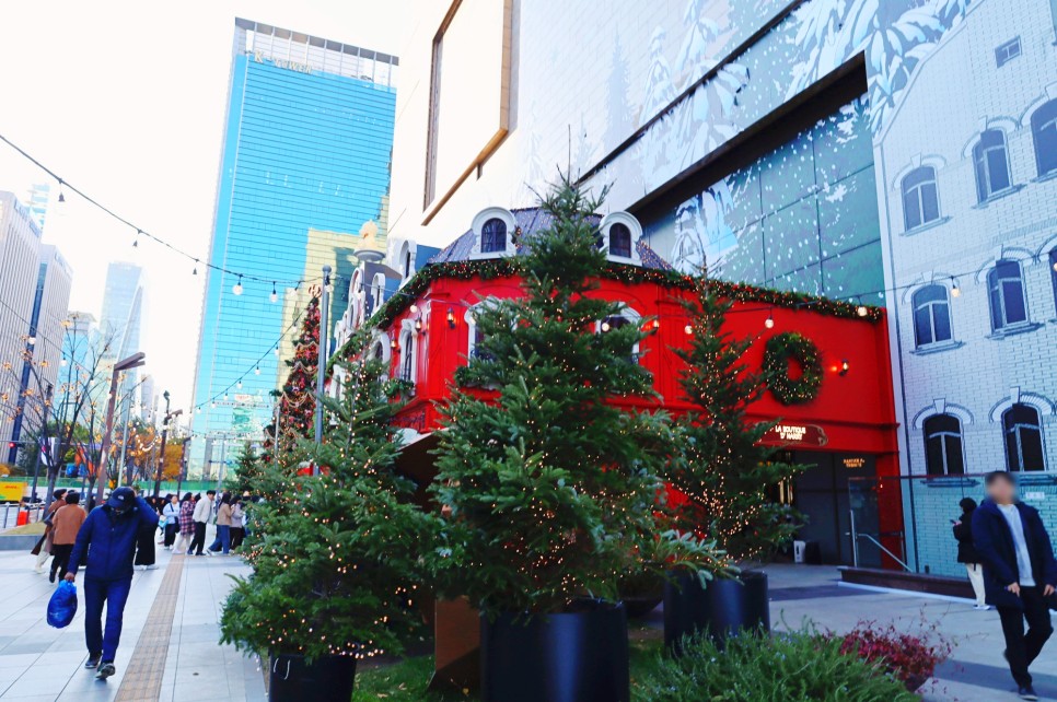 서울 가볼만한곳 현대백화점 무역센터점 크리스마스 트리 데이트 해리의 꿈의 상점 예약 웨이팅 팁