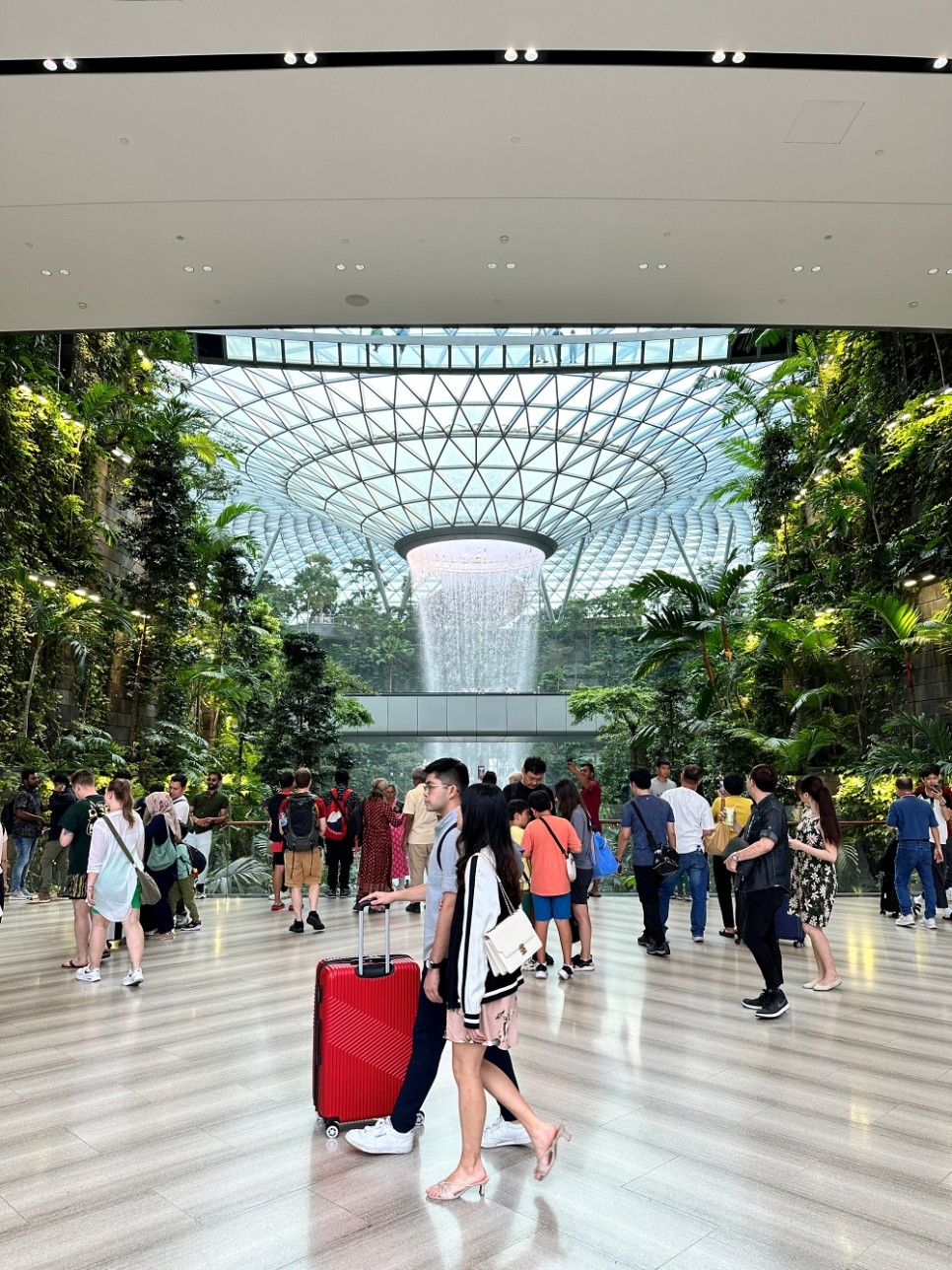 싱가포르 여행 창이 공항 안에 이런 멋진 여행코스가 쥬얼창이