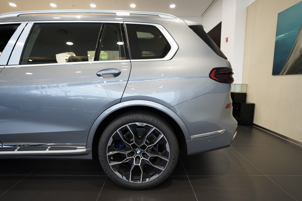 BMW X7 40i 40d 마일드 하이브리드 할인 프로모션 및 재고 정보