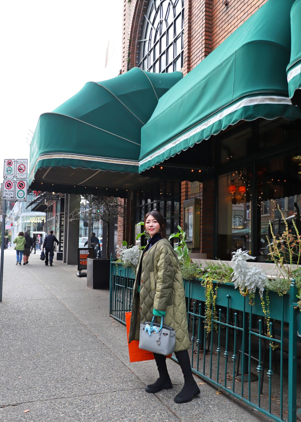 캐나다 쇼핑 샤넬 물건많은 홀트랜프류+포마 후기(Vancouver 일상)