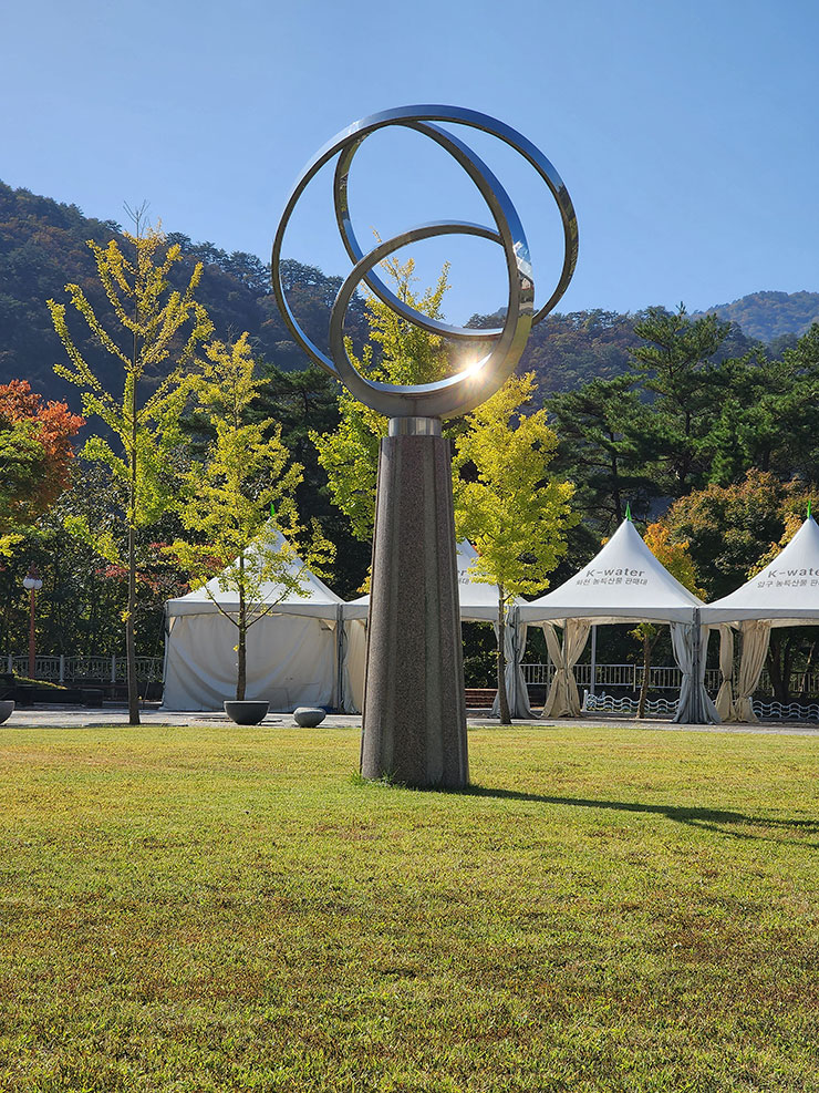 강원도 볼거리 평화의 댐 스카이워크 국제평화아트파크 화천여행