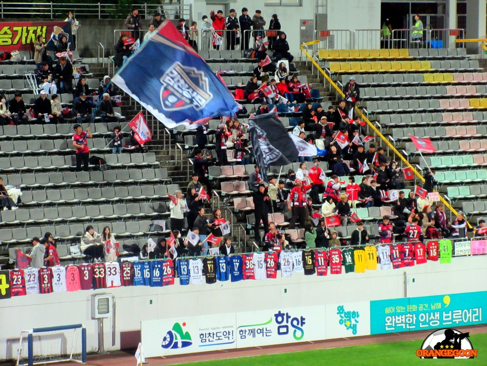 [2023.11.11 * 1/2, 전반전 화보] 경남 FC vs 김천 상무, 하나원큐 K리그2 2023 38R ~ 경남 창원, 창원 축구센터 주경기장