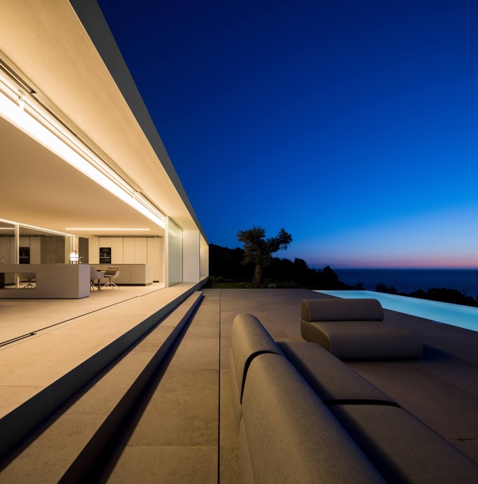 구경만 합니다. House On The Air by Fran Silvestre Arquitectos