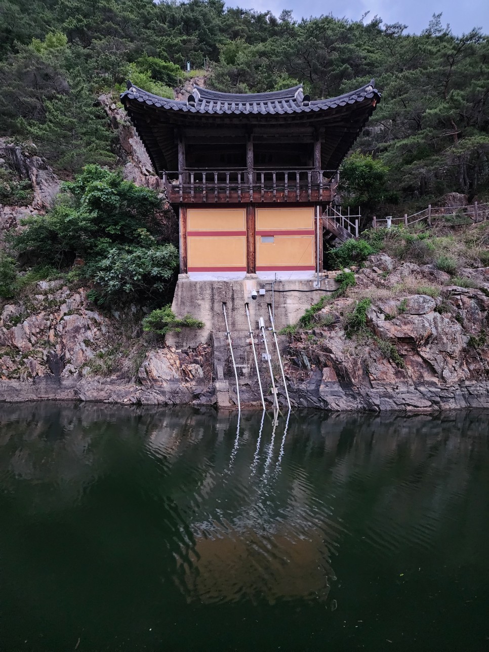 구미 가볼만 한 곳 : 금오산 저수지