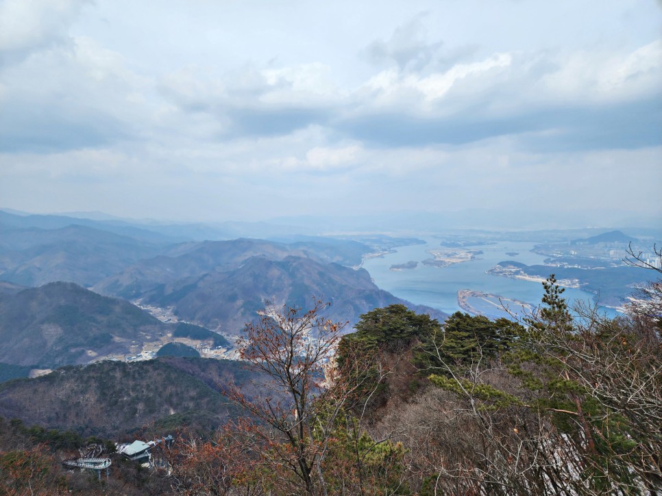 북한강 끼고, 춘천 삼악산 산행('23.03.01)