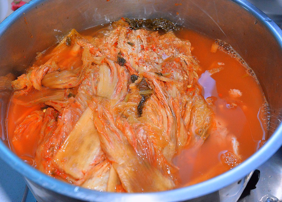 돼지고기 김치찜 레시피 묵은지 돼지 앞다리살 김치찜 만들기 앞다리살 묵은지 요리