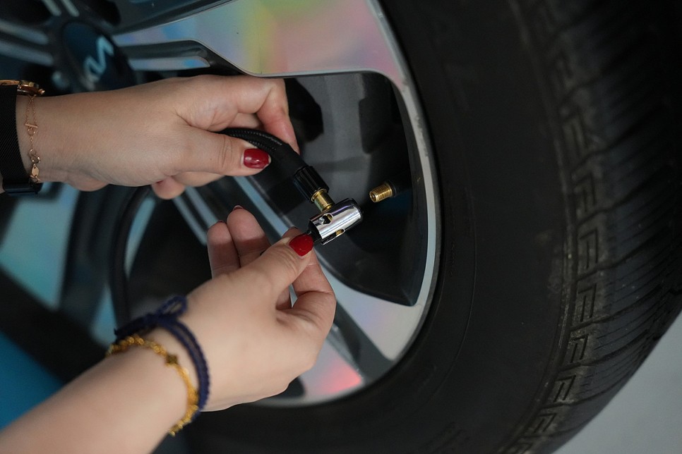 메이튼 자동차 타이어 공기압 주입기 스마트센서로 안전해요. 할인구매 링크 첨부