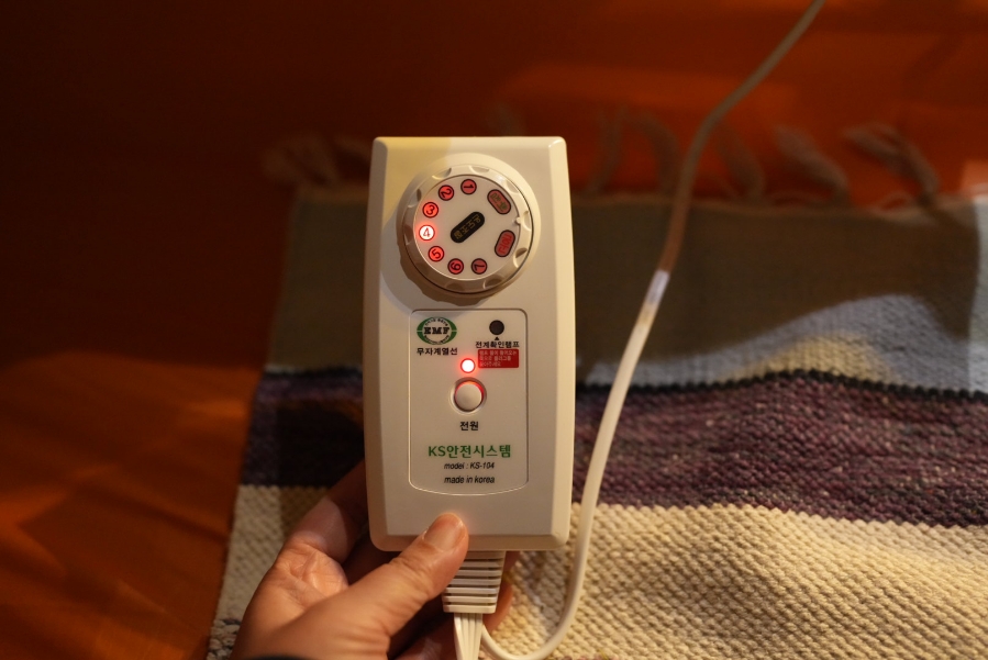 캠핑용 전기장판 추천 전자파 없는 전기요 디아 탄소매트