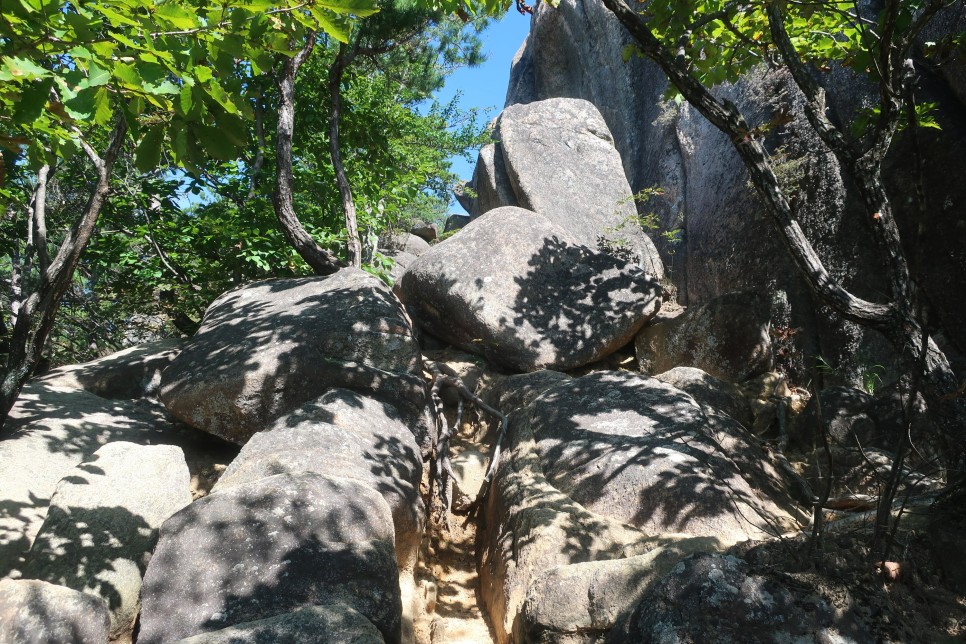 기암괴석의 향연 가야산국립공원 만물상 등산코스