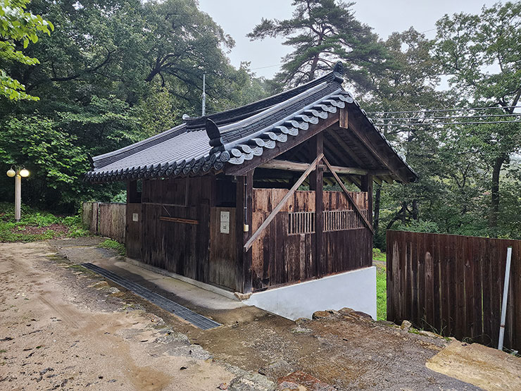 경북여행 김천 청암사 비 오는 날 여행