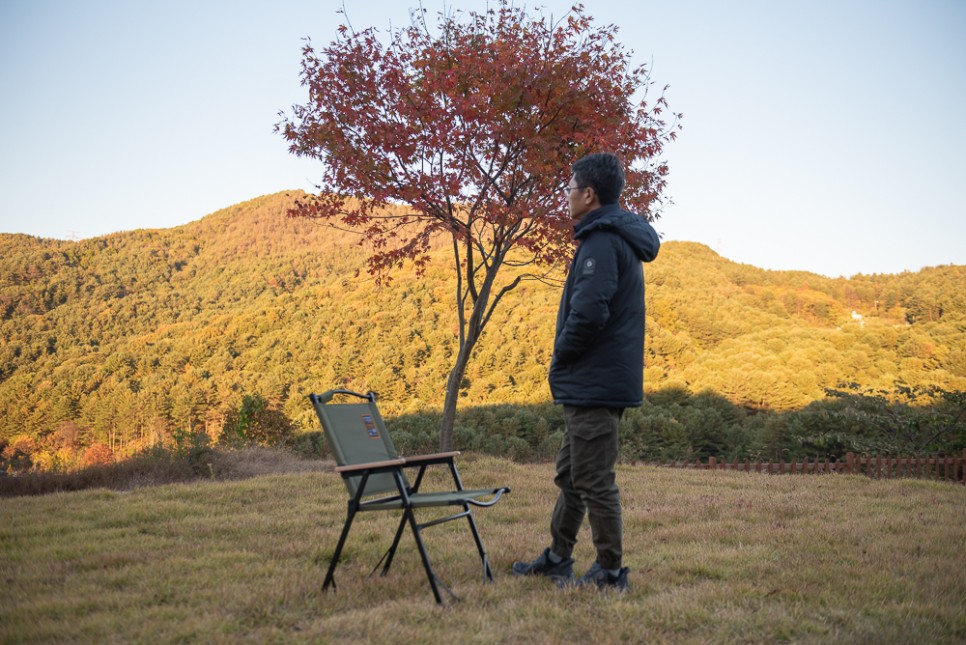 부담없는 캠핑복장 미르카 캘리포니아 패딩 자켓 겨울 캠핑옷 추천