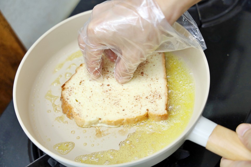 프렌치토스트 만들기 홈 브런치 메뉴 식빵요리 연유브레드 레시피