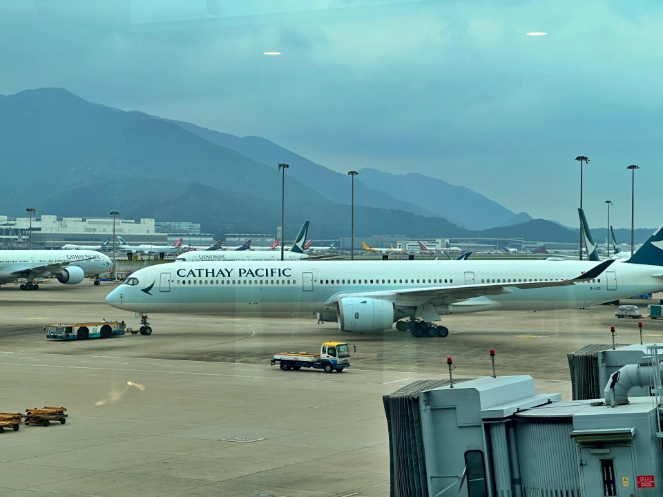 홍콩 공항 출국 pp카드 라운지 식당 이용도 가능 아시아나항공 기내식