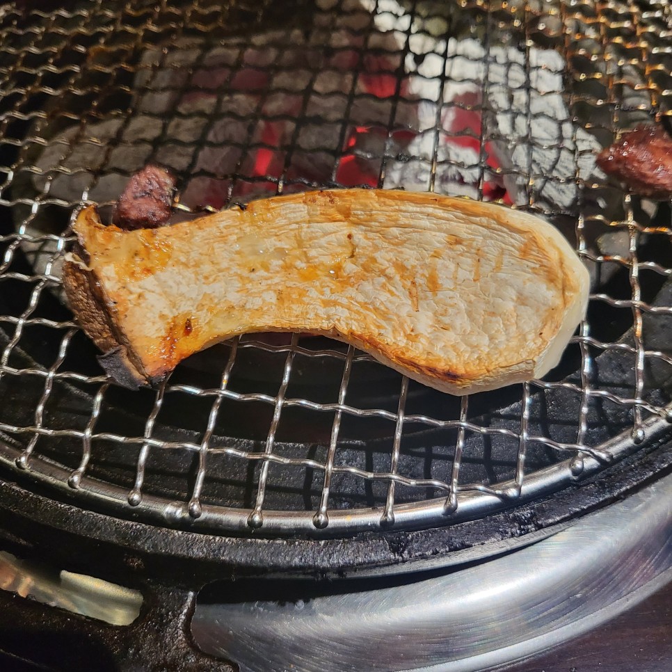 안양 소고기 맛집 평촌 먹자골목 우산화로 본점 우산 스페셜 B 회식하기 딱 좋아.