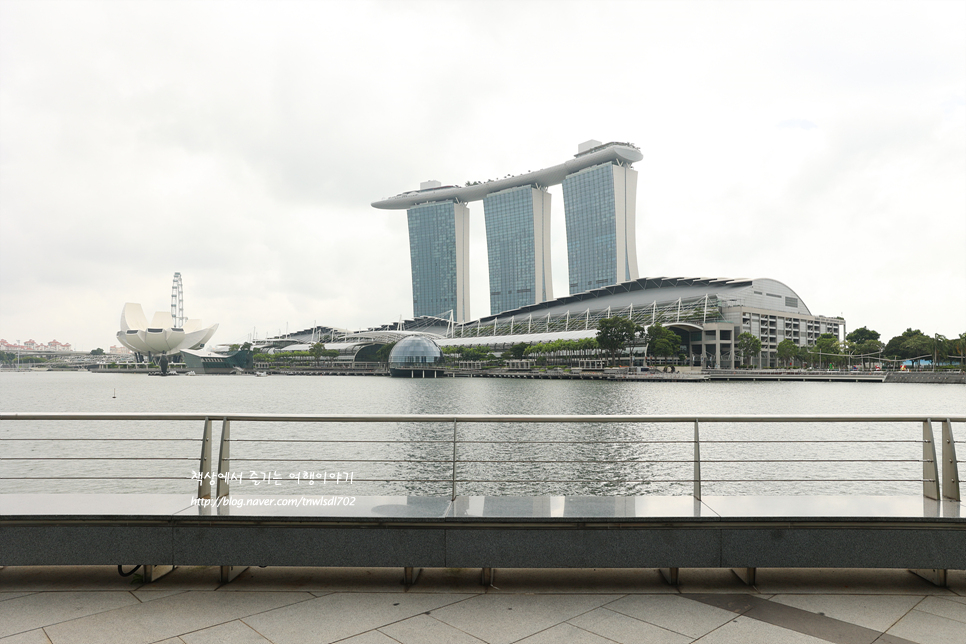 싱가포르 자유여행 머라이언 공원 마리나베이 산책