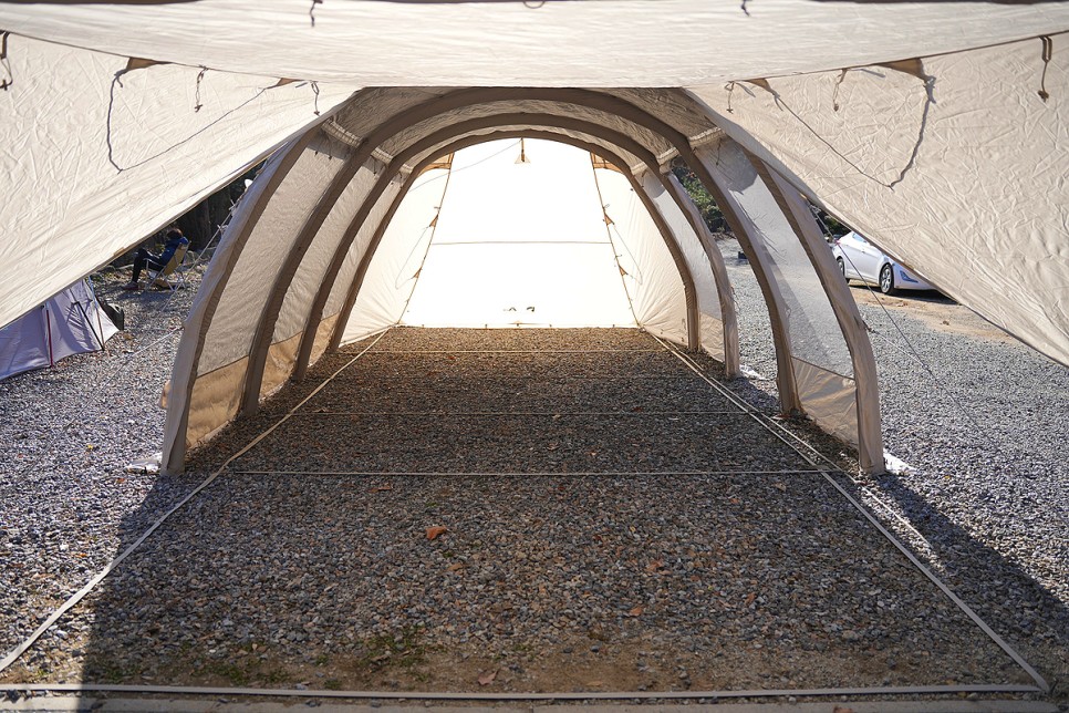 캠핑 에어텐트 쉘터 폴라리스 A4 거실형텐트 8M 터널형 리빙쉘텐트