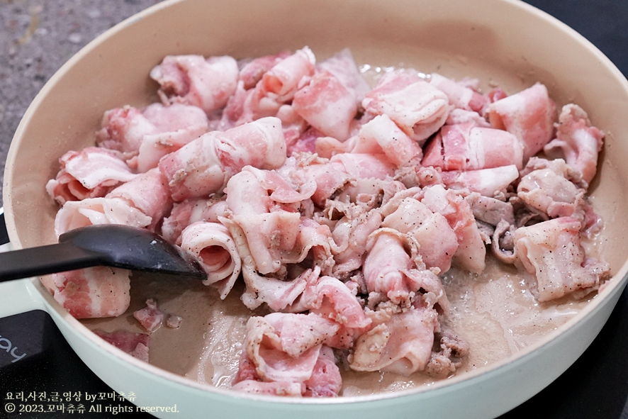 삼겹살 제육볶음 레시피 대패 제육볶음 양념 10분컷 돼지 고추장 불고기 대패삼겹살 요리