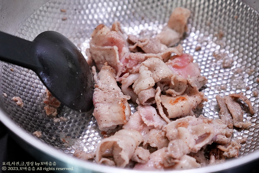 돼지고기 청국장맛있게끓이는법 김치 청국장찌개 만들기 집밥 메뉴 추천 오늘 저녁 뭐먹지