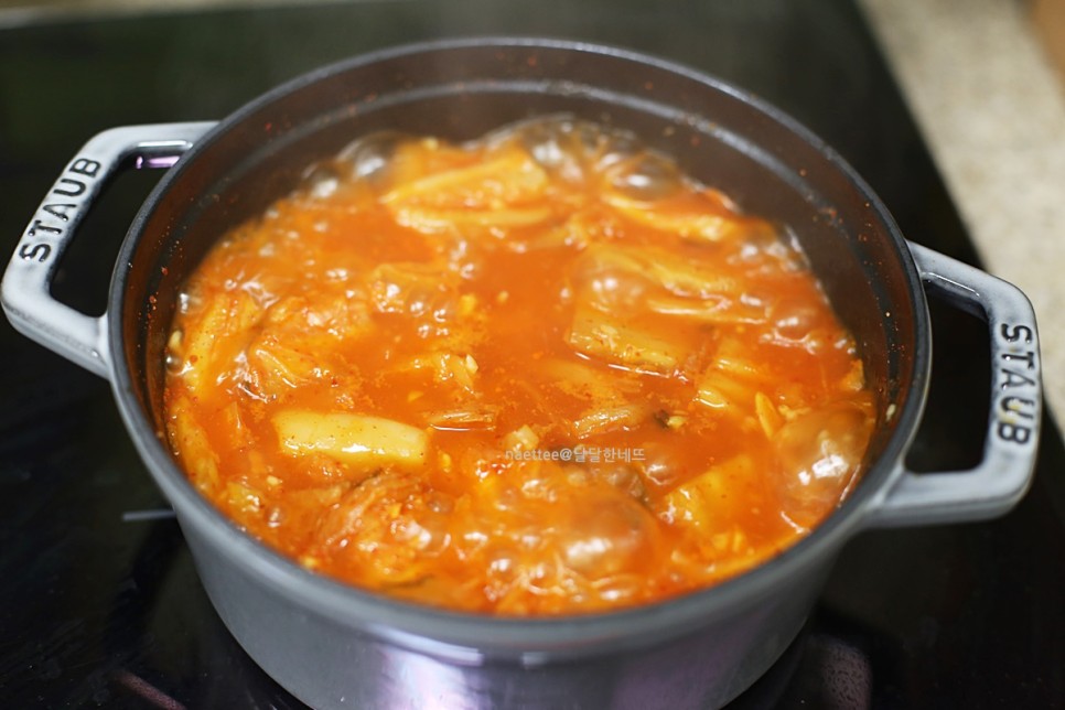 참치김치찌개 맛있게 끓이는법 김치찌개 레시피 신김치 요리